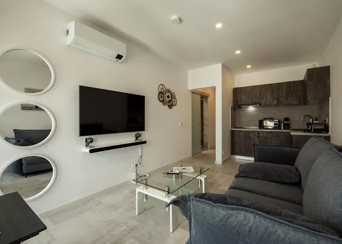 Fancy Penthouse Studio With Lakeview W10