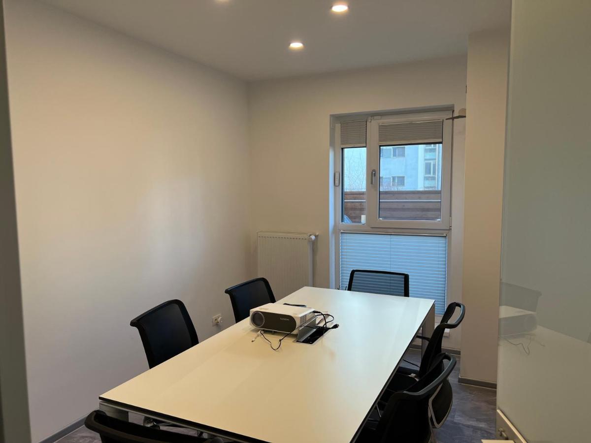 Fancy Penthouse With Lakeview W10 Apartamento *